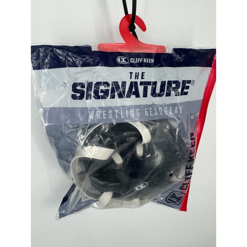 New Cliff Keen The Signature Wrestling Headgear Unisex‎ Black Face Protection